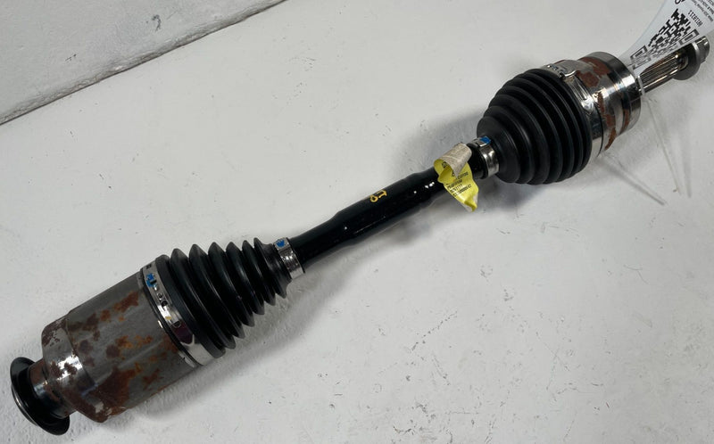 Load image into Gallery viewer, 2025 - 2026 HYUNDAI TUCSON AWD FRONT RIGHT AXLE SHAFT HALFSHAFT 2.5L # 110211
