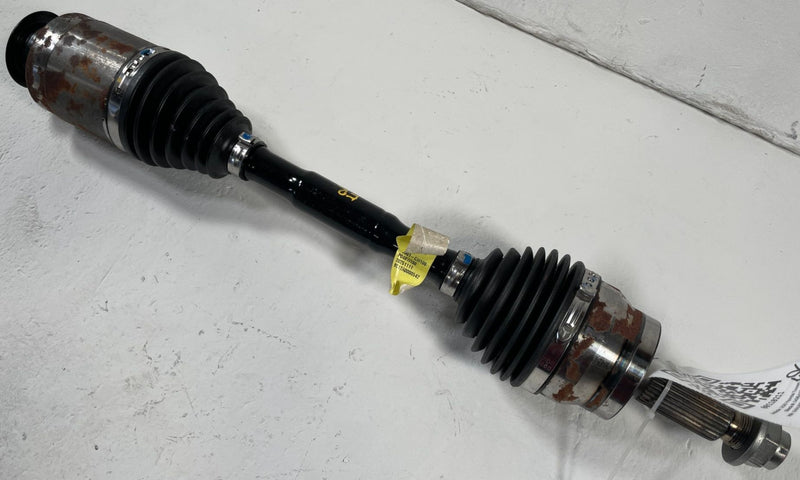 Load image into Gallery viewer, 2025 - 2026 HYUNDAI TUCSON AWD FRONT RIGHT AXLE SHAFT HALFSHAFT 2.5L # 110211
