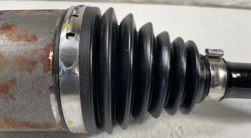 Load image into Gallery viewer, 2025 - 2026 HYUNDAI TUCSON AWD FRONT RIGHT AXLE SHAFT HALFSHAFT 2.5L # 110211
