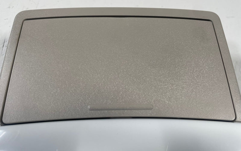 Load image into Gallery viewer, 2025 NISSAN ROGUE INTERIOR ROOF OVERHEAD CONSOLE DOME MAP LIGHT LAMP # 111662
