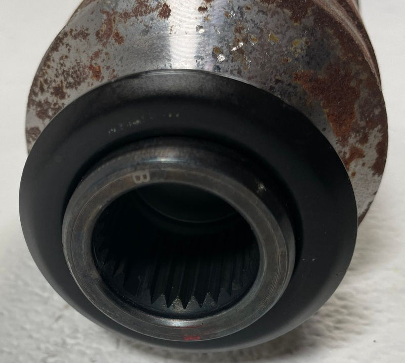 Load image into Gallery viewer, 2025 - 2026 HYUNDAI TUCSON AWD FRONT RIGHT AXLE SHAFT HALFSHAFT 2.5L # 110211
