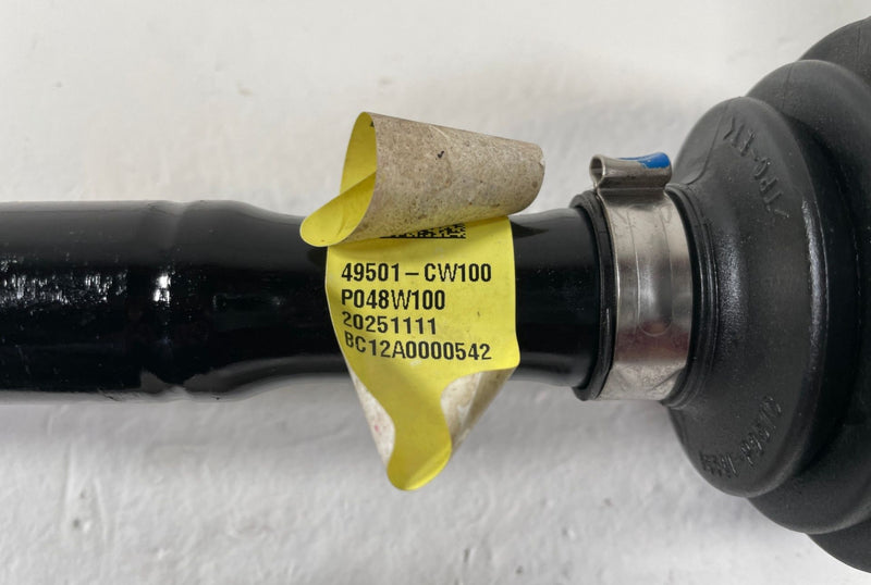 Load image into Gallery viewer, 2025 - 2026 HYUNDAI TUCSON AWD FRONT RIGHT AXLE SHAFT HALFSHAFT 2.5L # 110211
