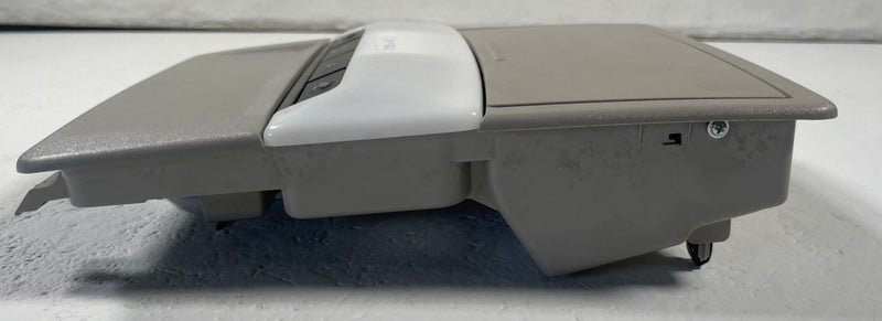 Load image into Gallery viewer, 2025 NISSAN ROGUE INTERIOR ROOF OVERHEAD CONSOLE DOME MAP LIGHT LAMP # 111662
