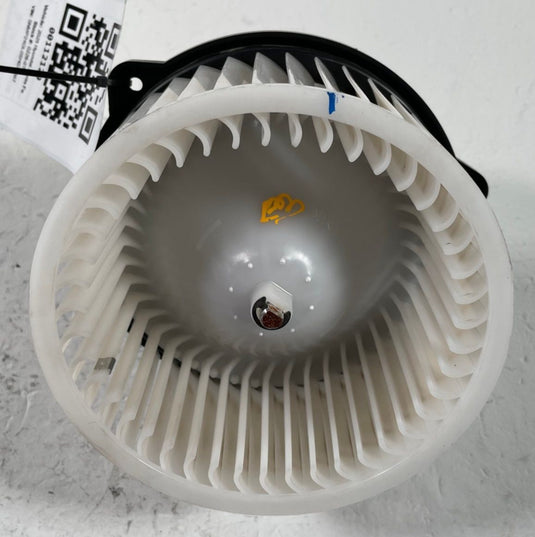 24-26 HYUNDAI SANTA FE HVAC A/C AIR CONDITIONER HEATER BLOWER FAN MOTOR