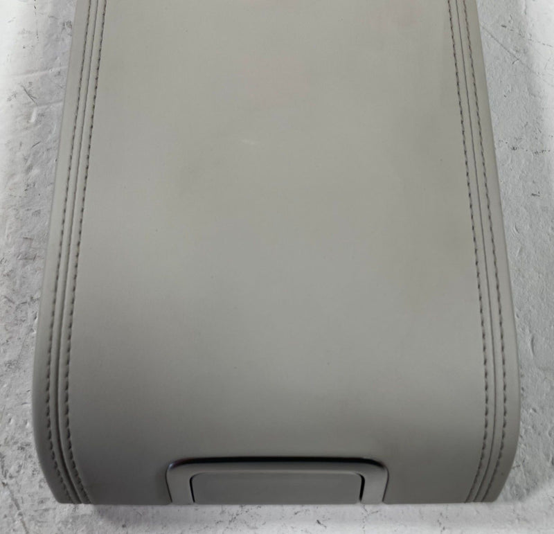 Load image into Gallery viewer, 2024-2026 HYUNDAI SANTA FE FRONT CENTER CONSOLE ARM REST LID COVER GRAY # 112133
