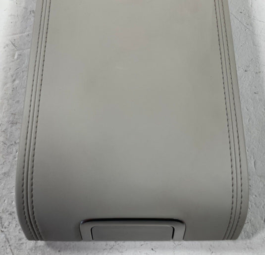 2024-2026 HYUNDAI SANTA FE FRONT CENTER CONSOLE ARM REST LID COVER GRAY
