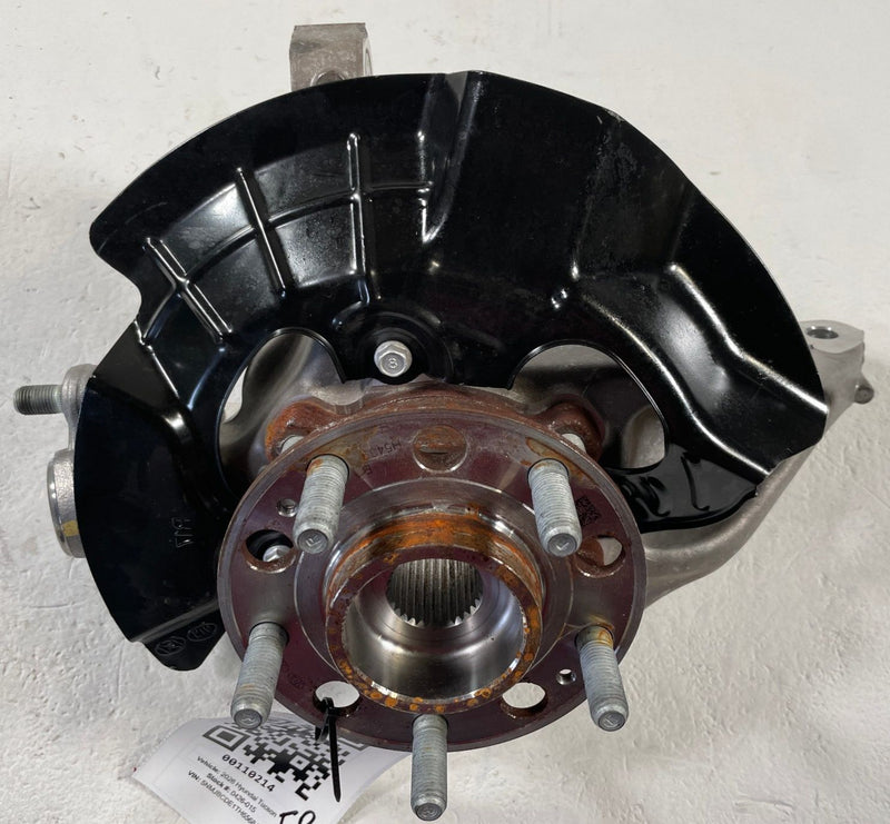 Load image into Gallery viewer, 22-26 HYUNDAI TUCSON AWD FRONT RIGHT SIDE SPINDLE KNUCKLE W/ WHEEL HUB # 110214
