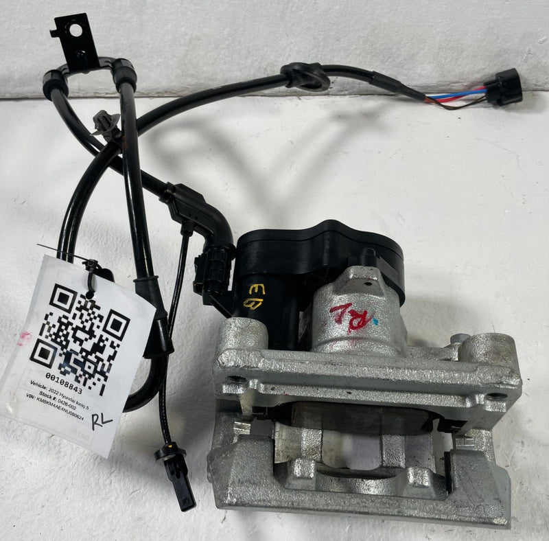 Load image into Gallery viewer, 2022 - 2024 HYUNDAI IONIQ 5 REAR LEFT DRIVER SIDE DISC BRAKE CALIPER # 108843
