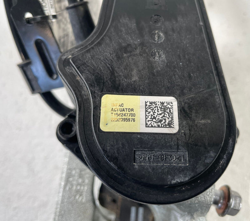 Load image into Gallery viewer, 2022 - 2024 HYUNDAI IONIQ 5 REAR LEFT DRIVER SIDE DISC BRAKE CALIPER # 108843
