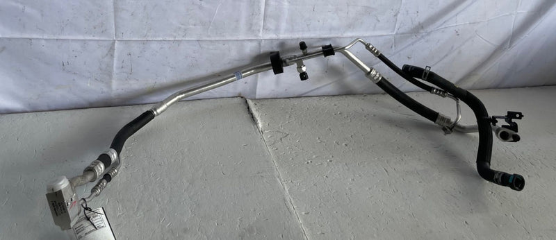 Load image into Gallery viewer, 2022-2024 GENESIS GV70 A/C AIR CONDITIONING SUCTION HOSE TUBE PIPE 2.5L # 107602
