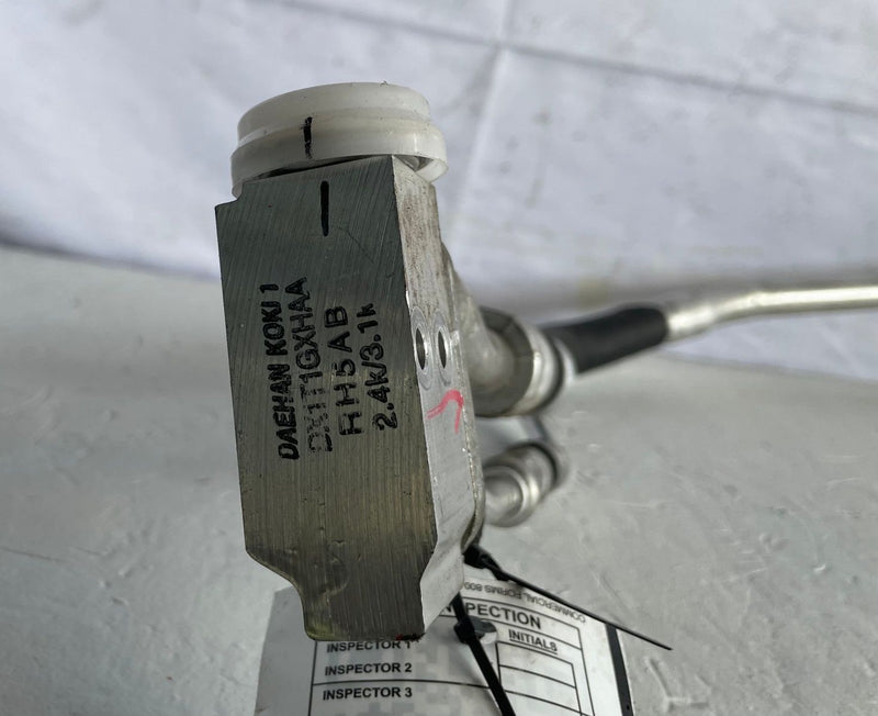 Load image into Gallery viewer, 2022-2024 GENESIS GV70 A/C AIR CONDITIONING SUCTION HOSE TUBE PIPE 2.5L # 107602
