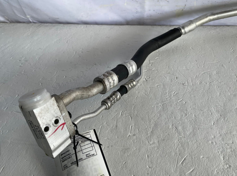 Load image into Gallery viewer, 2022-2024 GENESIS GV70 A/C AIR CONDITIONING SUCTION HOSE TUBE PIPE 2.5L # 107602
