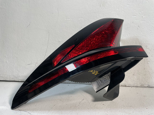 22-25 HYUNDAI TUCSON REAR RIGHT SIDE HALOGEN OUTER TAILLIGHT LIGHT LAMP