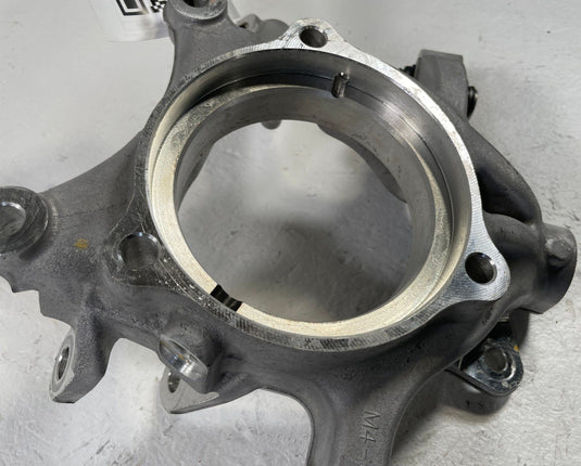 2022 - 2026 HYUNDAI IONIQ 5 6 REAR RIGHT SIDE WHEEL SPINDLE KNUCKLE