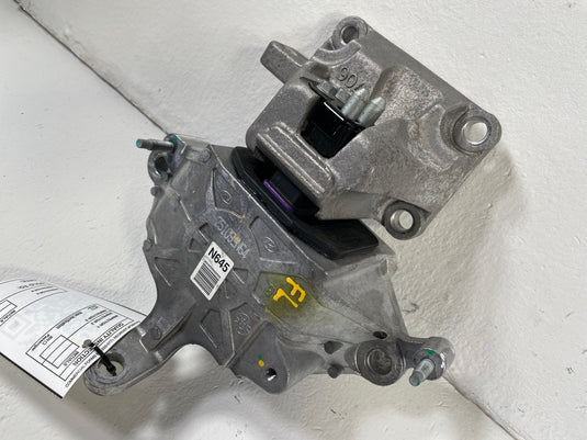 2025-2026 HYUNDAI TUCSON LEFT AUTO TRANSMISSION SUPPORT MOUNT BRACKET