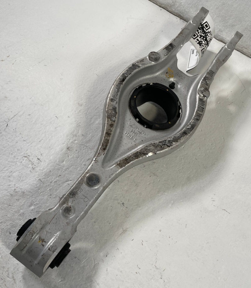 Load image into Gallery viewer, 2022 - 2025 HYUNDAI IONIQ 5 6 REAR RIGHT LOWER CONTROL ARM SPRING PERCH # 108839

