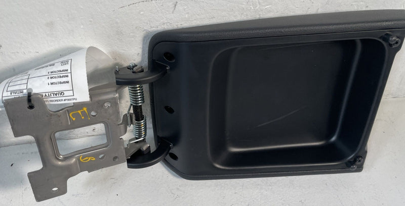 Load image into Gallery viewer, 22-24 HYUNDAI SANTA CRUZ TUCSON CENTER CONSOLE ARMREST LID COVER BLACK # 107397
