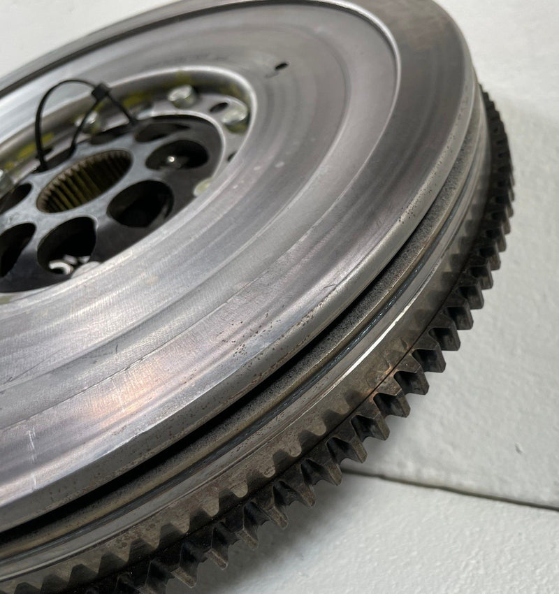 Load image into Gallery viewer, 2021-2025 HYUNDAI SANTA FE SONATA ENGINE MOTOR FLYWHEEL DRIVE PLATE 2.5L #112132
