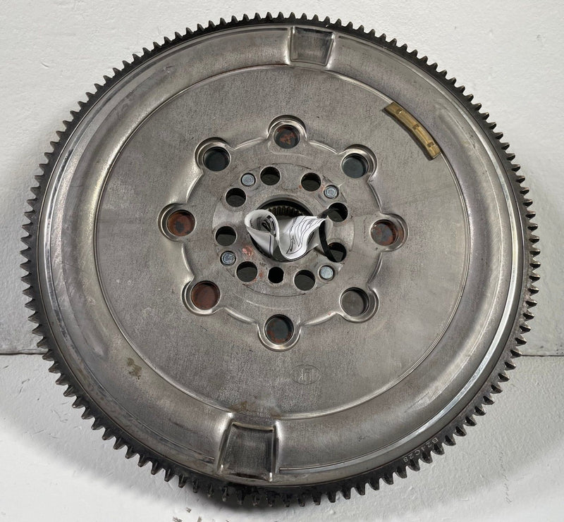 Load image into Gallery viewer, 2021-2025 HYUNDAI SANTA FE SONATA ENGINE MOTOR FLYWHEEL DRIVE PLATE 2.5L #112132
