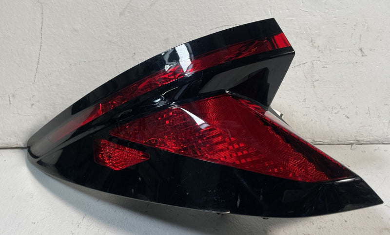 Load image into Gallery viewer, 22-25 HYUNDAI TUCSON REAR LEFT SIDE HALOGEN OUTER TAILLIGHT LIGHT LAMP # 107360
