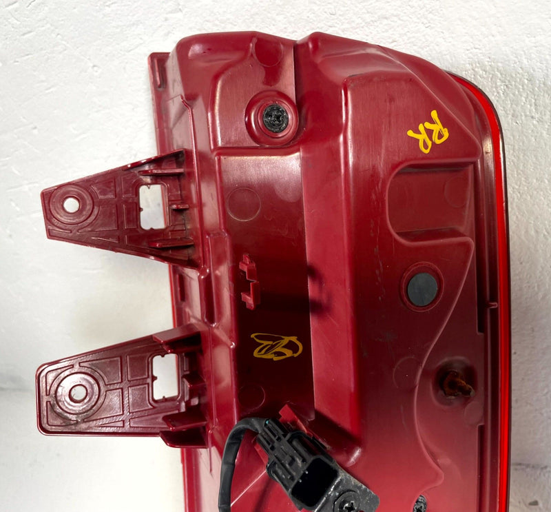 Load image into Gallery viewer, 20-22 KIA TELLURIDE REAR RIGHT LED QUARTER PANEL MOUNTED TAIL LIGHT LAMP #114361
