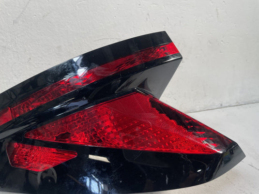 22-25 HYUNDAI TUCSON REAR LEFT SIDE HALOGEN OUTER TAILLIGHT LIGHT LAMP