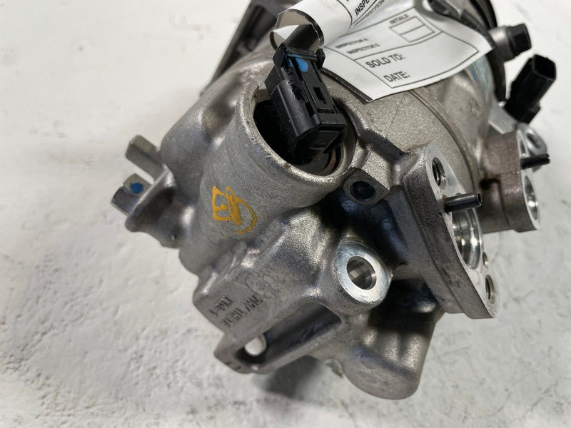 Load image into Gallery viewer, 2024 - 2026 HYUNDAI SANTA FE HVAC A/C AIR CONDITIONING COMPRESSOR 2.5L # 112127
