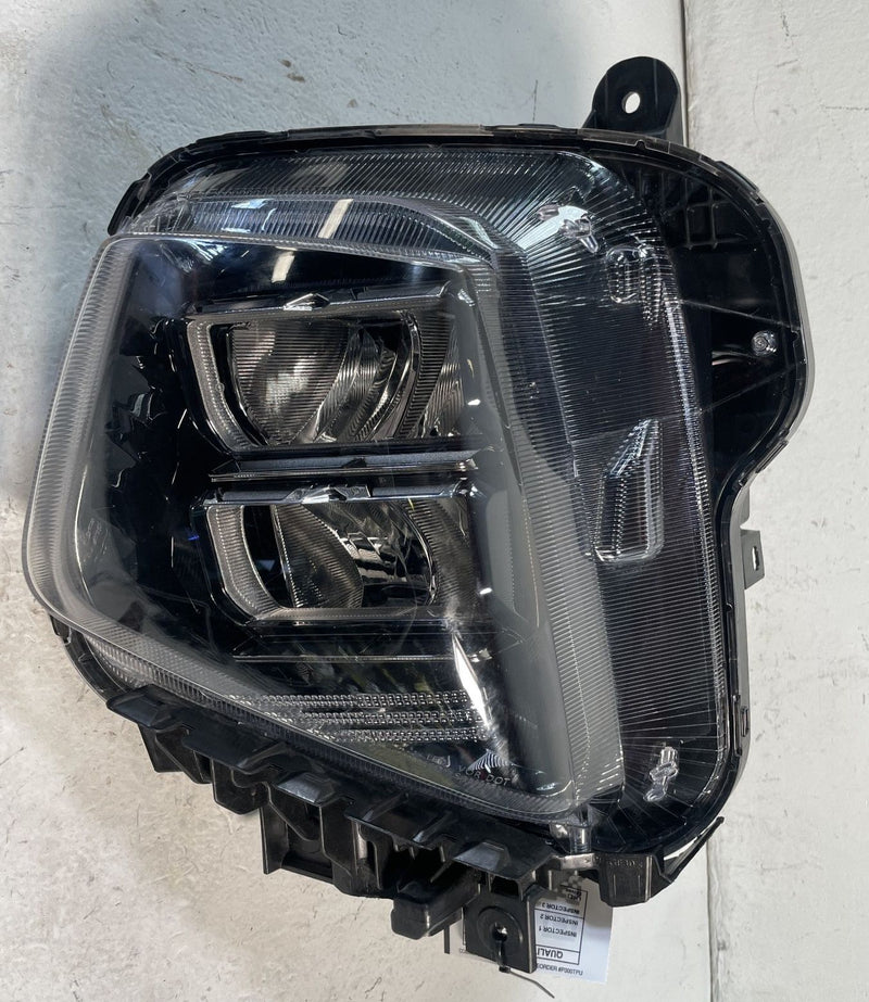 Load image into Gallery viewer, 2022-2024 HYUNDAI TUCSON FRONT LEFT DRIVER SIDE LED HEADLIGHT HEADLAMP # 107364
