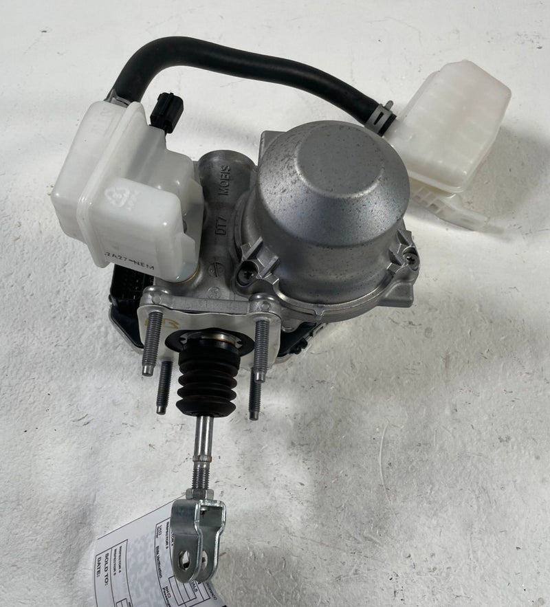 Load image into Gallery viewer, 2022-2024 HYUNDAI IONIQ 5 ABS POWER BRAKE BOOSTER W/ MASTER CYLINDER # 108849

