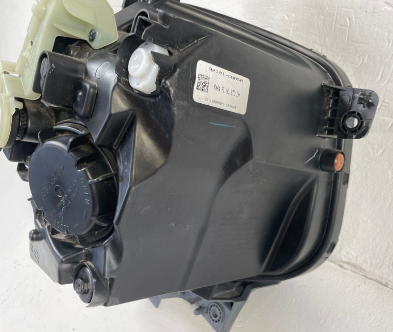Load image into Gallery viewer, 25-26 HYUNDAI TUCSON FRONT LEFT DRIVER SIDE LED HEADLIGHT HEADLAMP 2.5L # 110207
