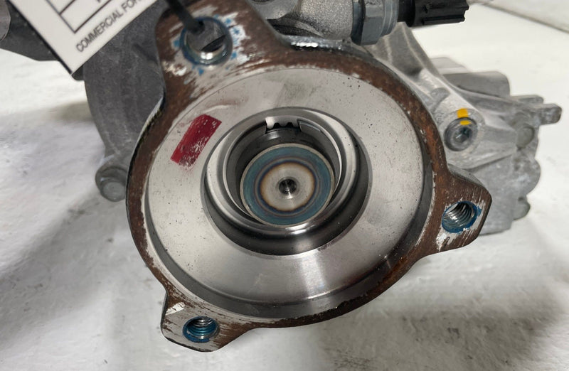 Load image into Gallery viewer, 25-26 HYUNDAI TUCSON AWD REAR DIFFERENTIAL AXLE CARRIER ASSEMBLY 9 MILES #110222
