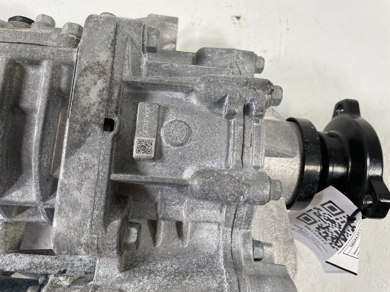Load image into Gallery viewer, 25-26 HYUNDAI TUCSON AWD REAR DIFFERENTIAL AXLE CARRIER ASSEMBLY 9 MILES #110222
