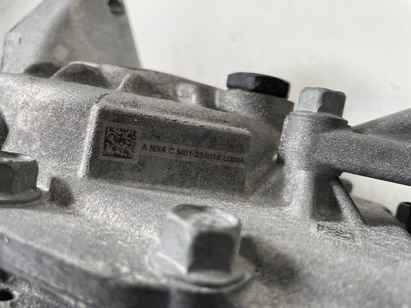 Load image into Gallery viewer, 25-26 HYUNDAI TUCSON AWD REAR DIFFERENTIAL AXLE CARRIER ASSEMBLY 9 MILES #110222
