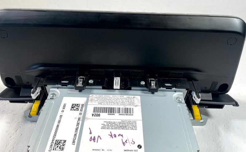 Load image into Gallery viewer, 20-22 KIA TELLURIDE EX FRONT DASH RADIO AUDIO RECEIVER &amp; DISPLAY SCREEN # 114388
