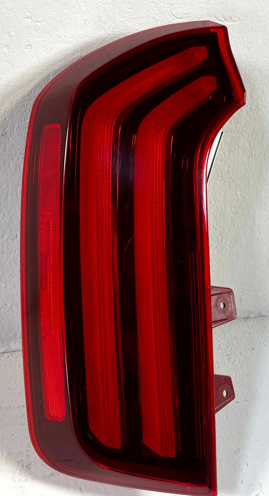 20-22 KIA TELLURIDE REAR LEFT LED QUARTER PANEL MOUNTED TAIL LIGHT LAMP