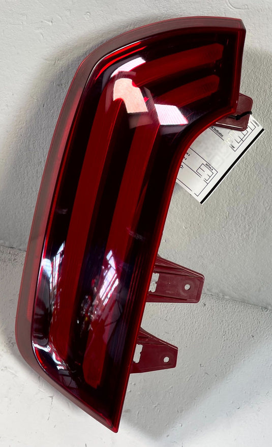 20-22 KIA TELLURIDE REAR LEFT LED QUARTER PANEL MOUNTED TAIL LIGHT LAMP