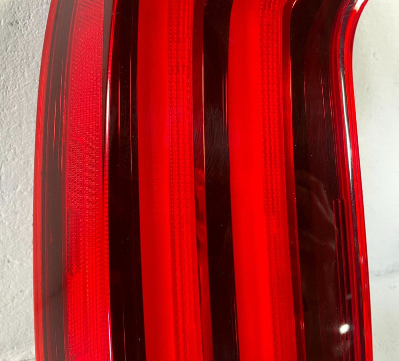 Load image into Gallery viewer, 20-22 KIA TELLURIDE REAR LEFT LED QUARTER PANEL MOUNTED TAIL LIGHT LAMP # 114357
