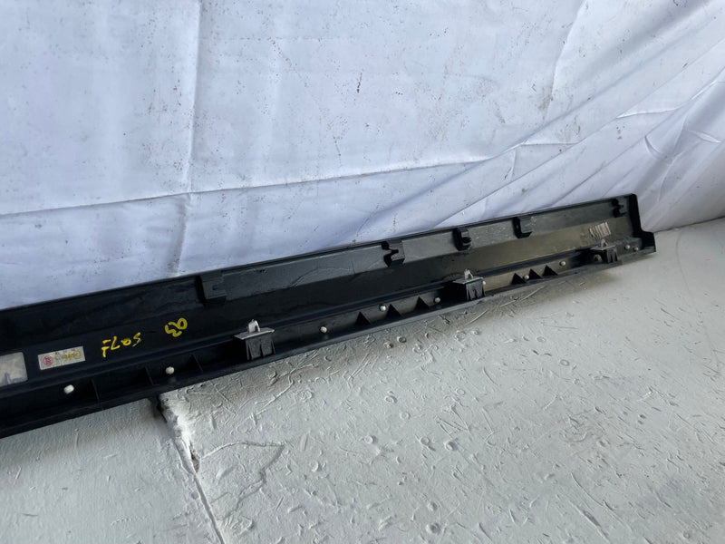 Load image into Gallery viewer, 22-25 GENESIS GV70 FRONT LEFT ROCKER PANEL SIDE SKIRT MOLDING GRAY NSM # 107547
