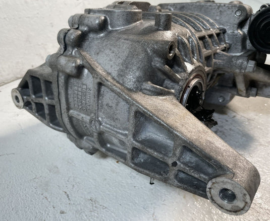 2022-2025 HYUNDAI TUCSON AWD REAR DIFFERENTIAL AXLE CARRIER ASSEMBLY