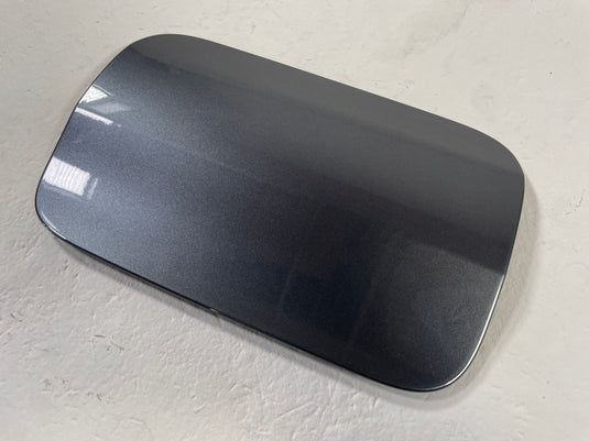 19-25 BMW G20 330i XDRIVE FUEL TANK FILLER DOOR LID COVER GRAY (B39)
