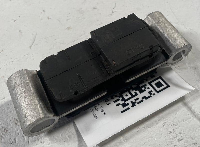 Load image into Gallery viewer, 2021-2025 NISSAN ROGUE ENGINE TORQUE ROD MOUNT BRACKET 1.5L 113606RC5B # 111663

