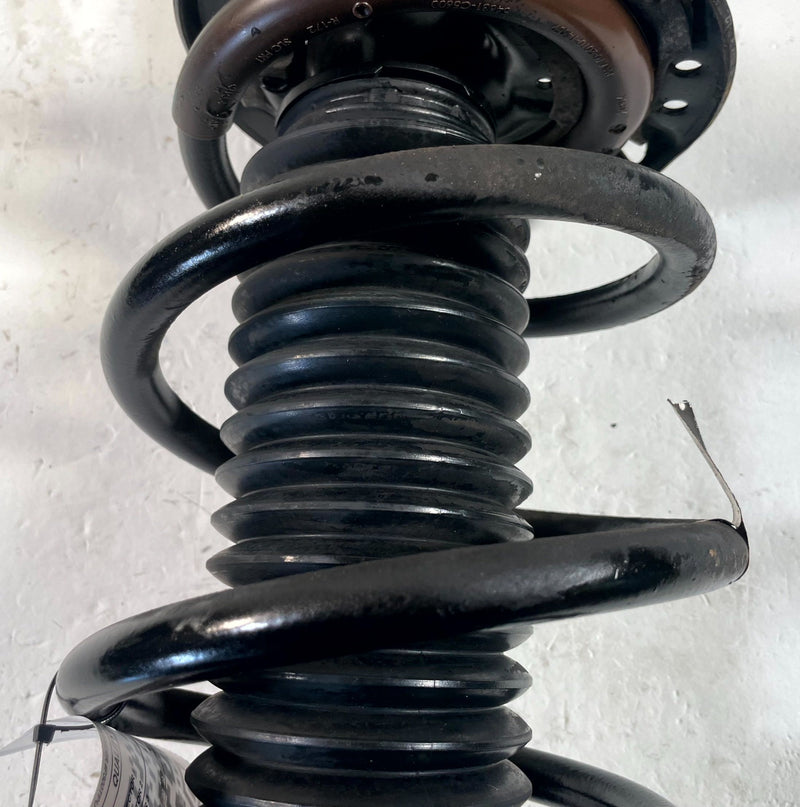 Load image into Gallery viewer, 2020 - 2024 KIA TELLURIDE FWD FRONT LEFT SIDE SHOCK STRUT ABSORBER # 114365

