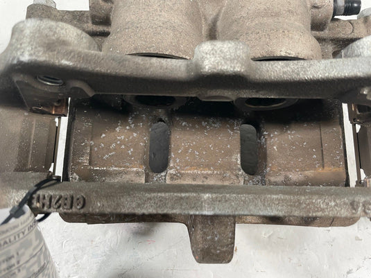 2015 - 2023 FORD MUSTANG FRONT LEFT DRIVER SIDE DISC BRAKE CALIPER