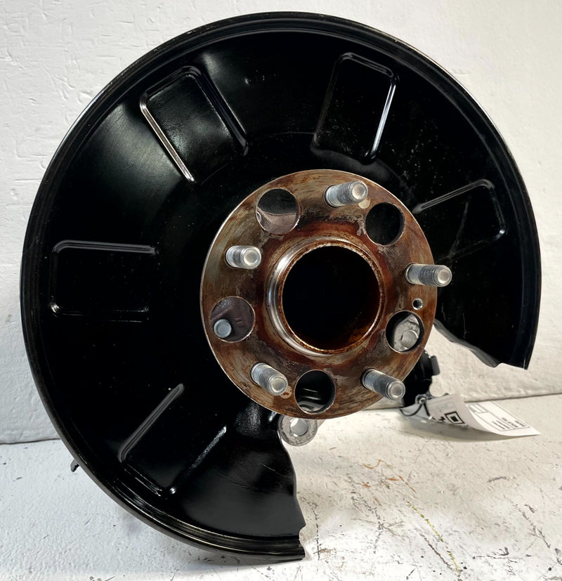 Load image into Gallery viewer, 2019-23 ACURA RDX FWD REAR RIGHT PASSENGER SIDE SPINDLE KNUCKLE W/ HUB # 109739
