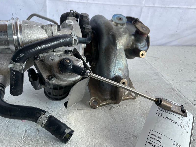 Load image into Gallery viewer, 2021-2025 GENESIS GV70 GV80 ENGINE EXHAUST MANIFOLD TURBOCHARGER 2.5L # 107589

