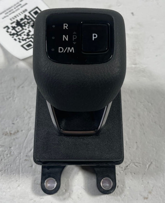 2024 - 2025 NISSAN ROGUE AUTOMATIC TRANSMISSION GEAR SHIFTER LEVER KNOB