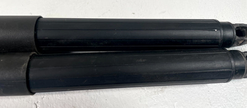 Load image into Gallery viewer, 20-22 KIA TELLURIDE REAR LEFT &amp; RIGHT TAILGATE SHOCK STRUT LIFT SUPPORT # 114387
