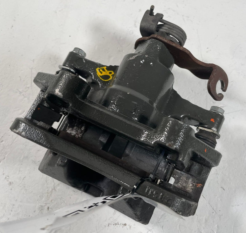 Load image into Gallery viewer, 2015 - 2023 FORD MUSTANG REAR LEFT DRIVER SIDE DISC BRAKE CALIPER # 112948
