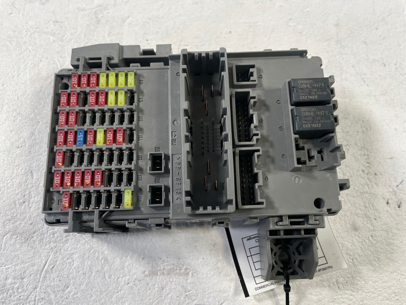 Load image into Gallery viewer, 2022 - 2024 HONDA CIVIC UNDER DASH FUSE RELAY CABIN JUNCTION BOX 2.0L # 108888
