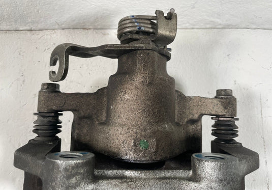 2015 - 2023 FORD MUSTANG REAR RIGHT DRIVER SIDE DISC BRAKE CALIPER
